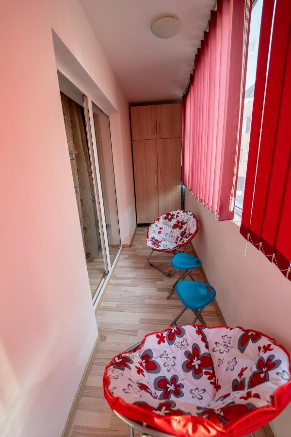 Quiet 3-Room Apt - 2 Parking Spaces - 5 Min Bus ฟลอเรชติ ภายนอก รูปภาพ