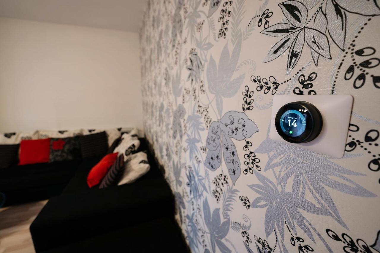 Quiet 3-Room Apt - 2 Parking Spaces - 5 Min Bus ฟลอเรชติ ภายนอก รูปภาพ